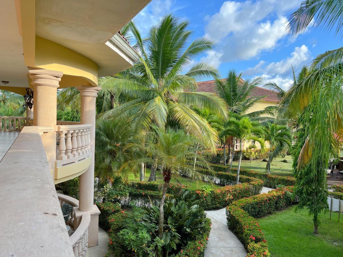 La Ensenada Beach Resort 特拉 外观 照片